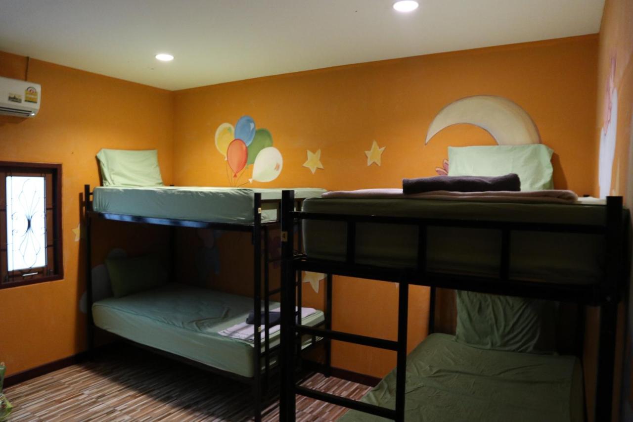 Blessing Backpackers Thongsala Exterior foto
